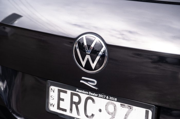 2022 Volkswagen Tiguan R