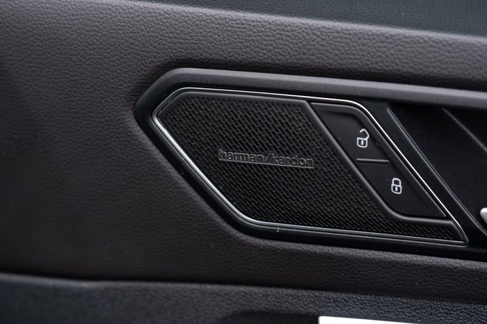 2022 Volkswagen Tiguan R