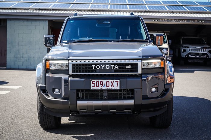 2025 Toyota PRADO GXL