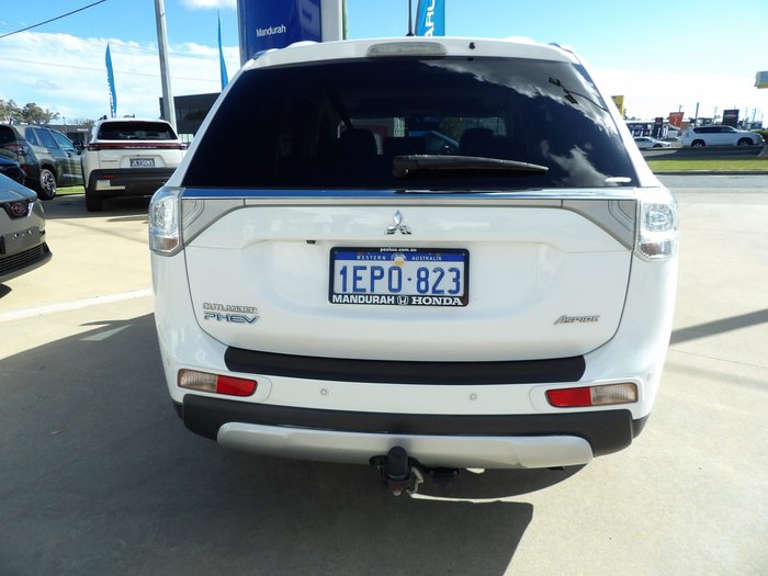 2014 Mitsubishi Outlander PHEV Aspire