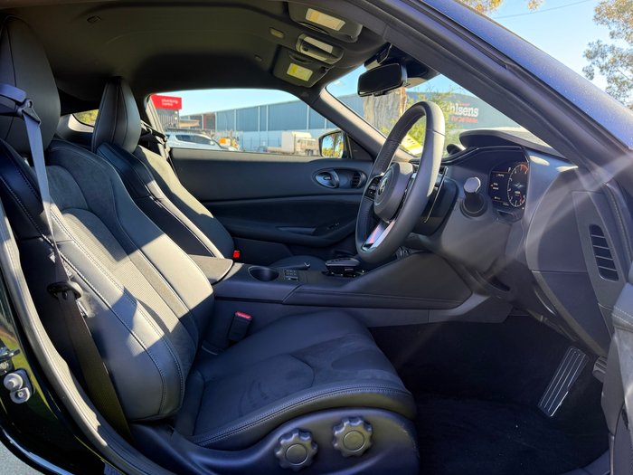 2025 NISSAN Z