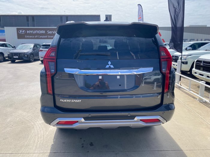 2024 MITSUBISHI Pajero Sport GLS