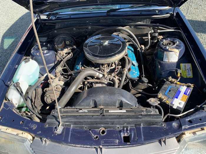 1982 HOLDEN COMMODORE VH      SLE SLE BLUE