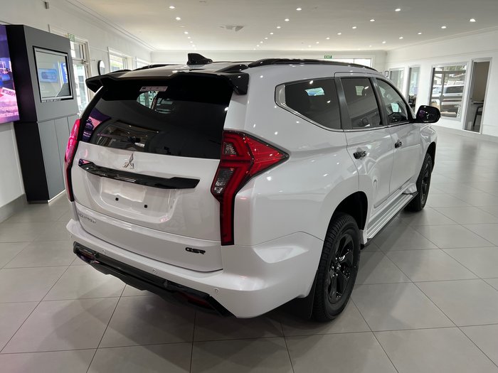2025 MITSUBISHI PAJERO SPORT GSR