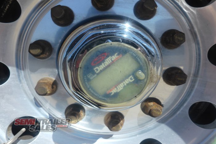 2013 CIMC 12 Pallet Flat Top A Trailer