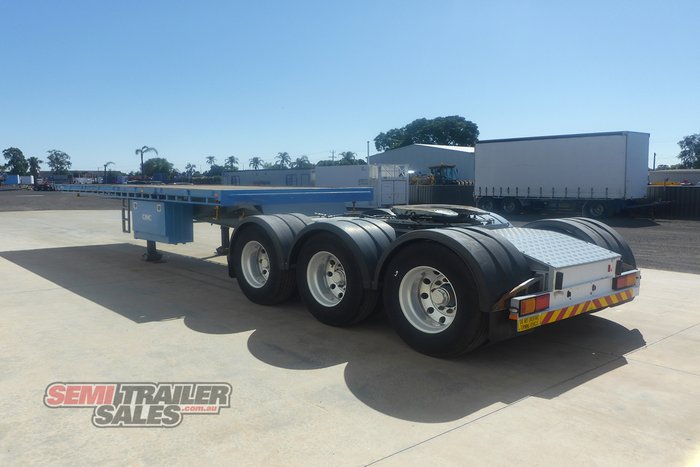 2013 CIMC 12 Pallet Flat Top A Trailer