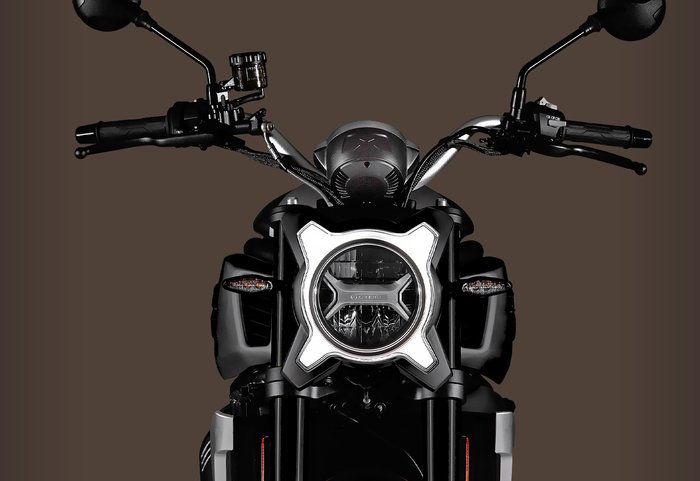 2025 CFMOTO 700 CL-X Heritage