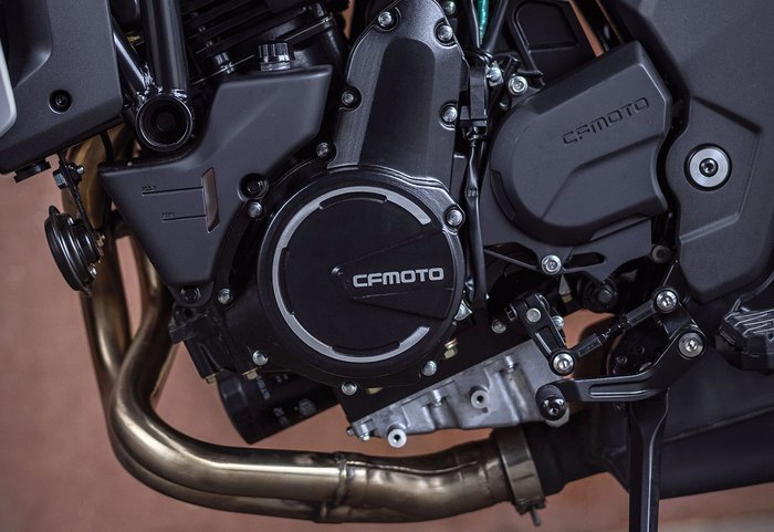 2025 CFMOTO 700 CL-X Heritage