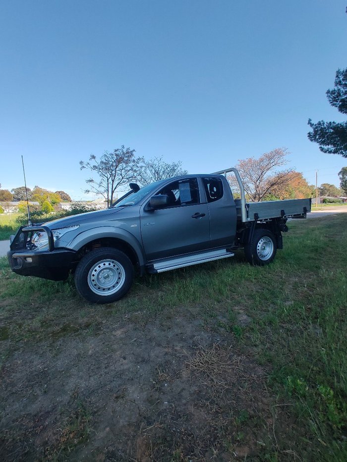 2015 Mitsubishi Triton GLX