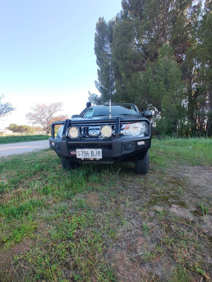 2015 Mitsubishi Triton GLX