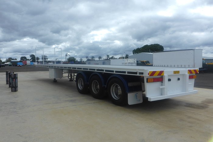 2001 Maxitrans 22 Pallet Flat Top