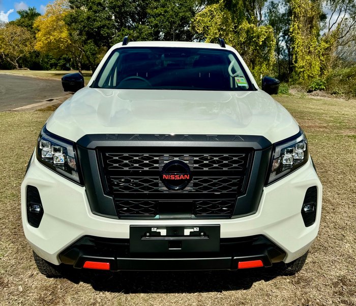 2025 NISSAN NP300 NAVARA PRO-4X