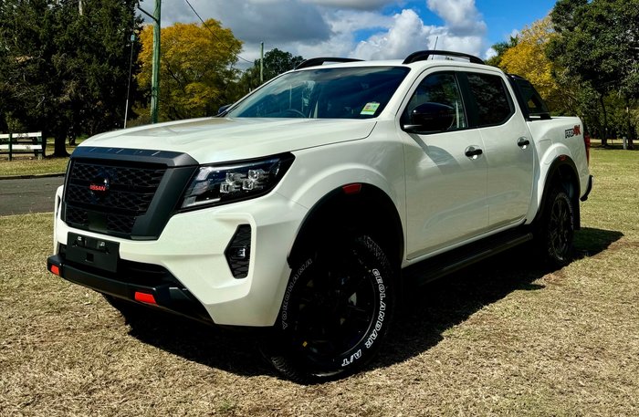 2025 NISSAN NP300 NAVARA PRO-4X