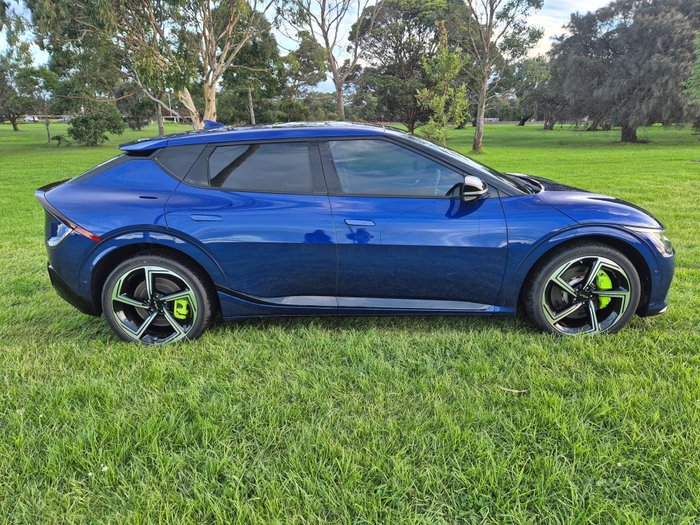 2023 KIA EV6