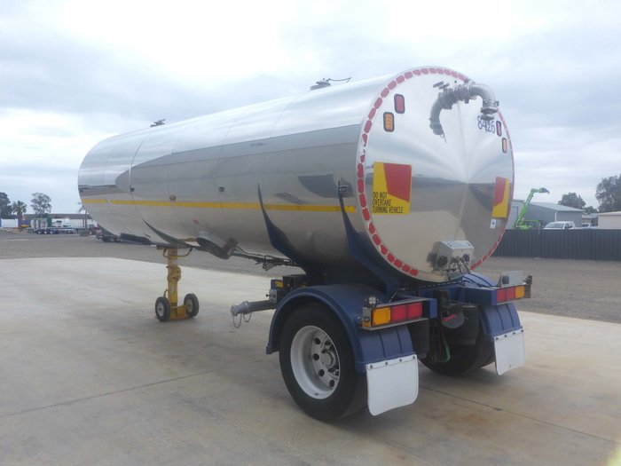 2015 Byford Stainless Steel Tanker