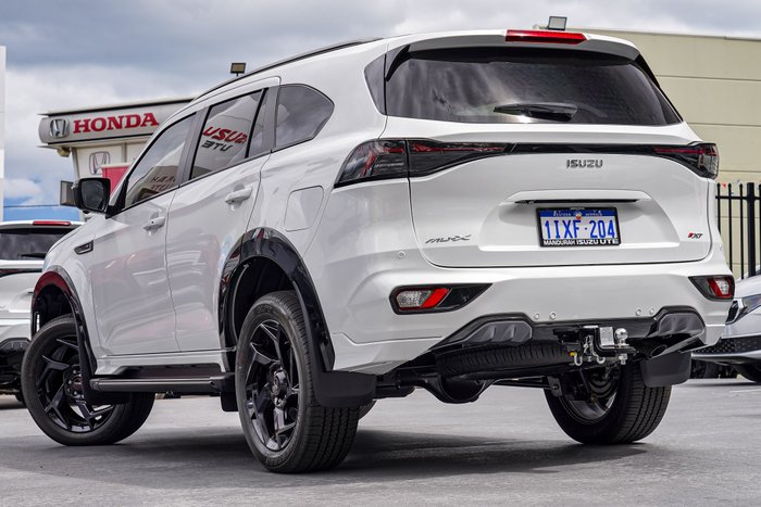 2025 Isuzu MU-X X-TERRAIN