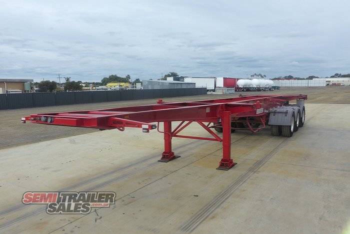 2017 Barker 40FT Skel