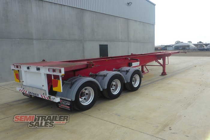 2017 Barker 40FT Skel