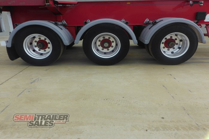 2017 Barker 40FT Skel