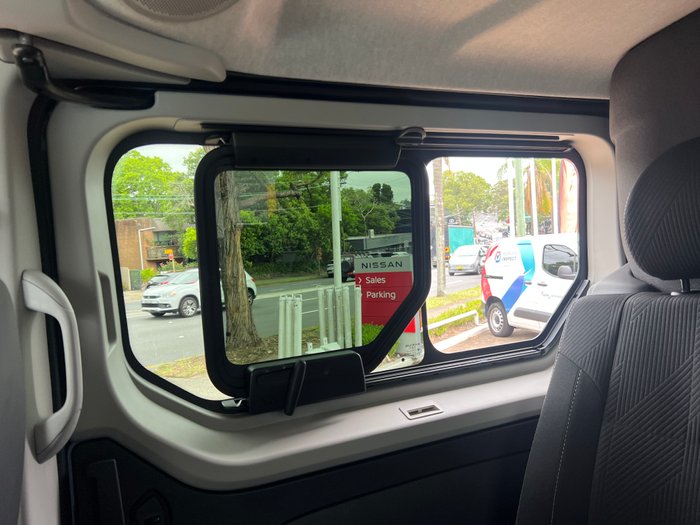 2026 Renault Trafic MY26 Crew Lifestyle