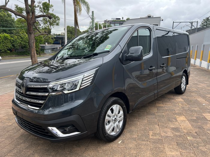 2026 Renault Trafic MY26 Crew Lifestyle