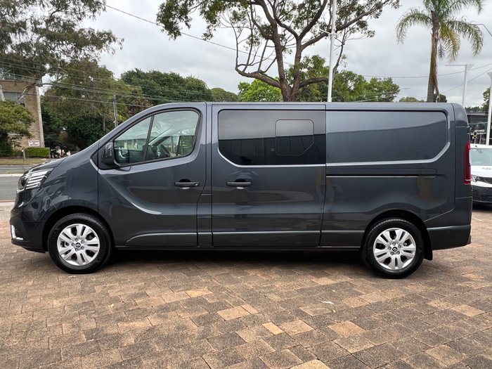 2026 Renault Trafic MY26 Crew Lifestyle