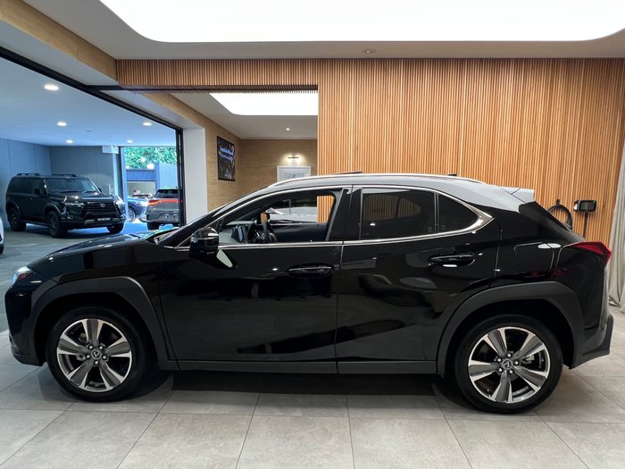 2023 Lexus UX UX300e Sports Luxury
