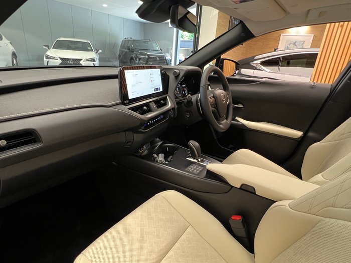 2023 Lexus UX UX300e Sports Luxury