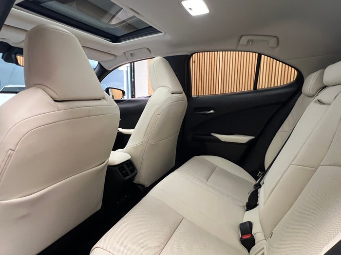 2023 Lexus UX UX300e Sports Luxury