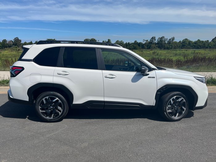 2025 SUBARU FORESTER