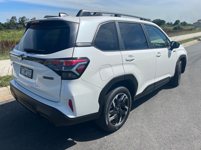 2025 SUBARU FORESTER