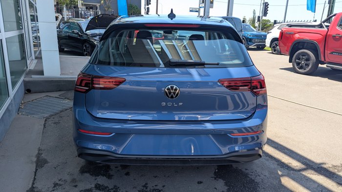 2025 VOLKSWAGEN Golf LIFE