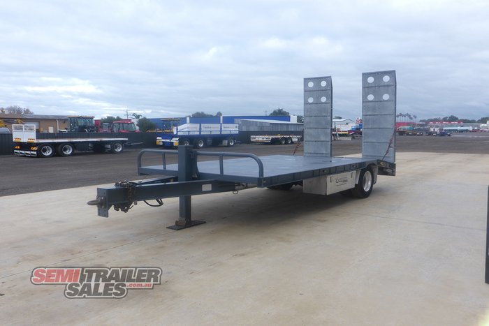 2015 Beavertail Single Axle Plant Trailer with Ramps
