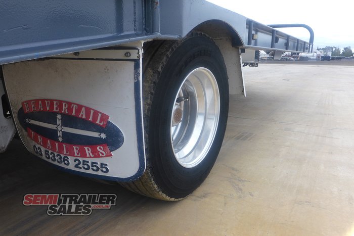 2015 Beavertail Single Axle Plant Trailer with Ramps