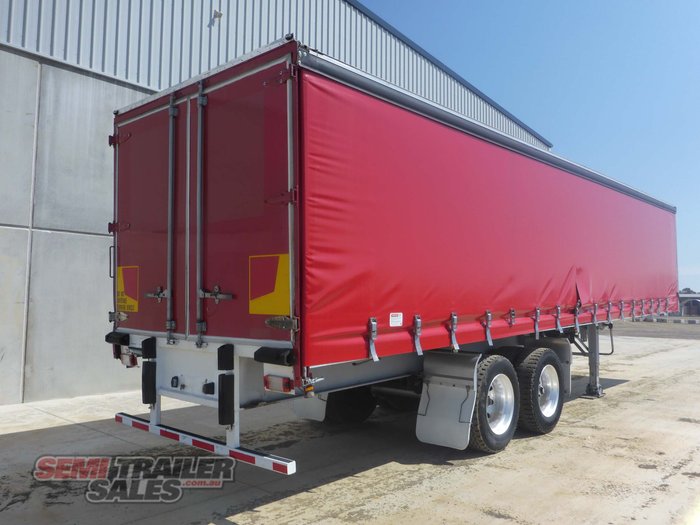 2006 Maxitrans Bogie Curtainsider STAT WRITE OFF