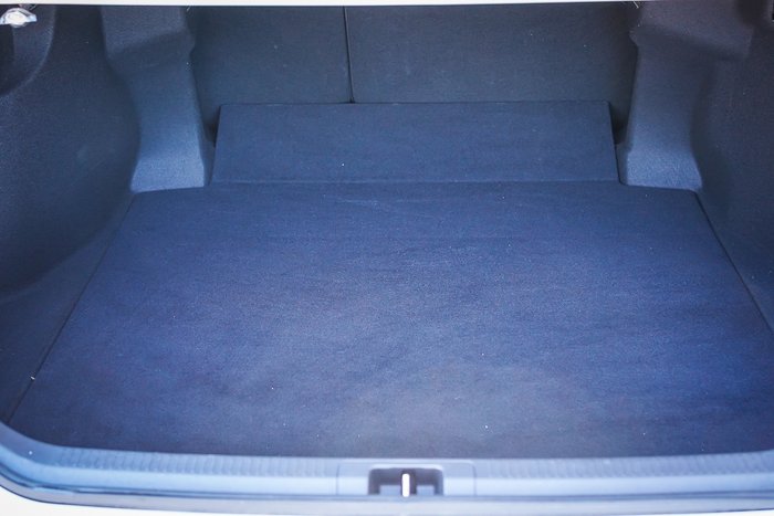 2020 Toyota CAMRY HYBRID Ascent