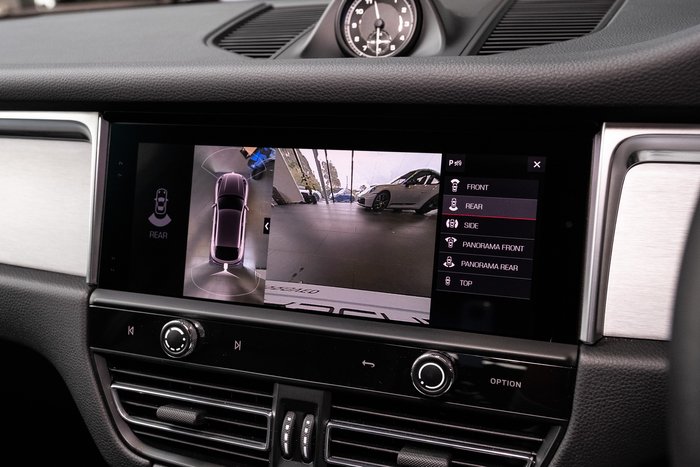 2024 Porsche Macan S