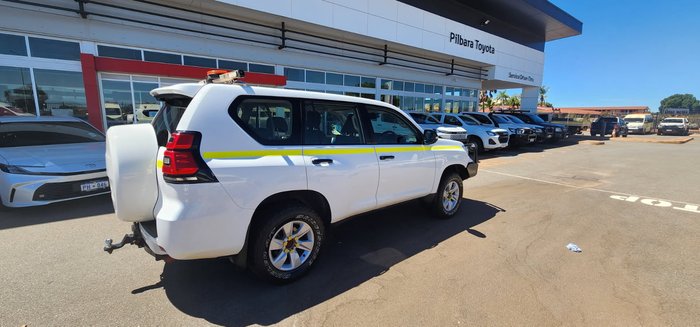 2022 Toyota Prado GX
