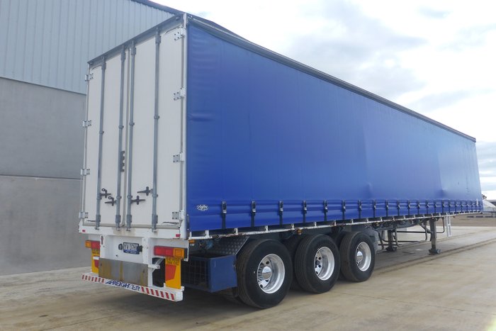 2010 Maxitrans Semi 22 Pallet Curtainsider - RENTAL