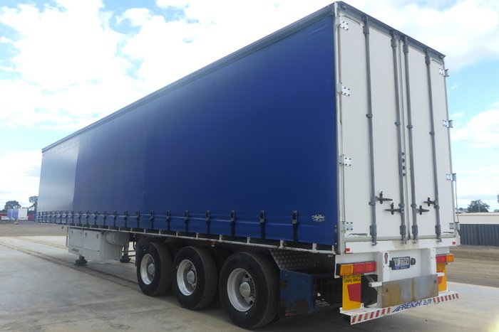 2010 Maxitrans Semi 22 Pallet Curtainsider - RENTAL