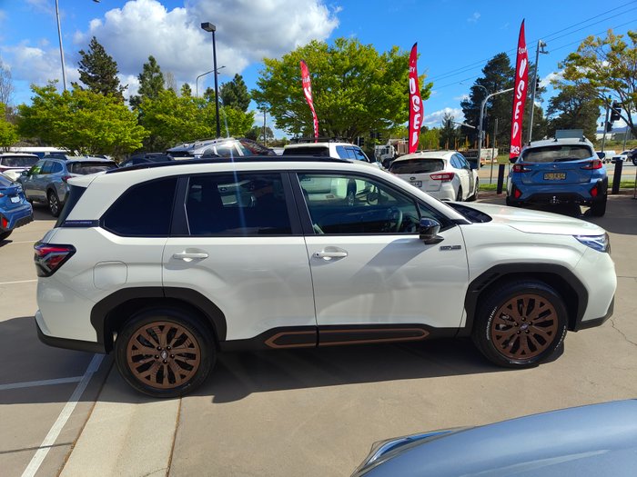 2025 Subaru Forester Hybrid Sport