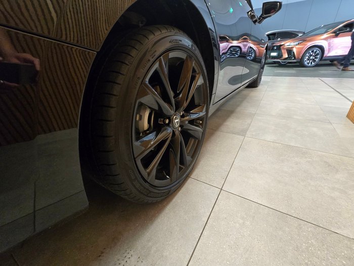 2024 Lexus ES300h F Sport 2.5L Hybrid Auto CVT Sedan