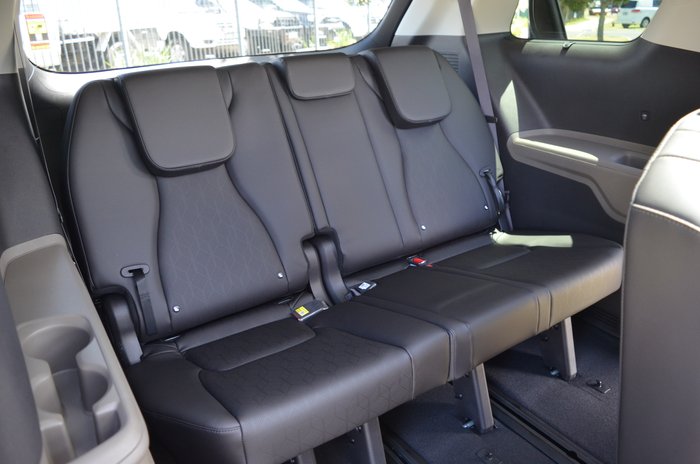 2025 Kia Carnival GT-Line Lite