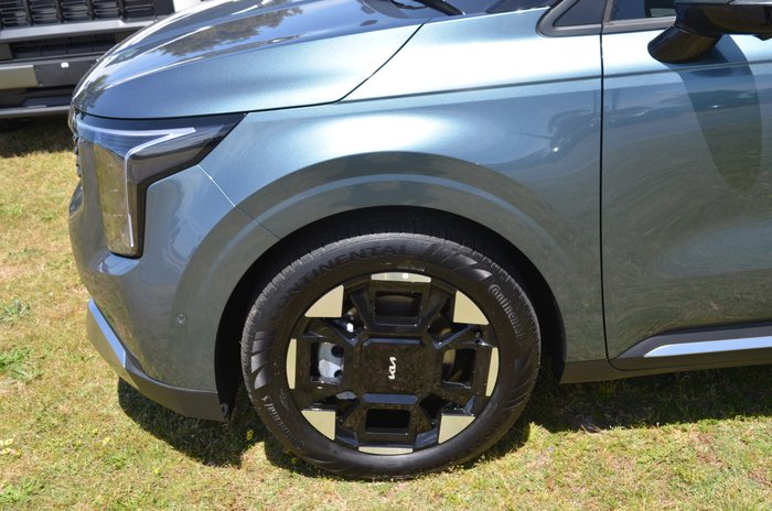 2025 Kia Carnival GT-Line Lite