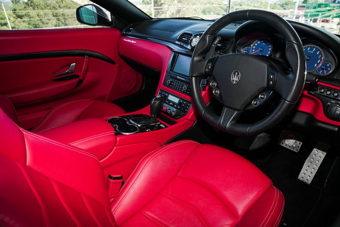 2015 Maserati GranCabrio Sport