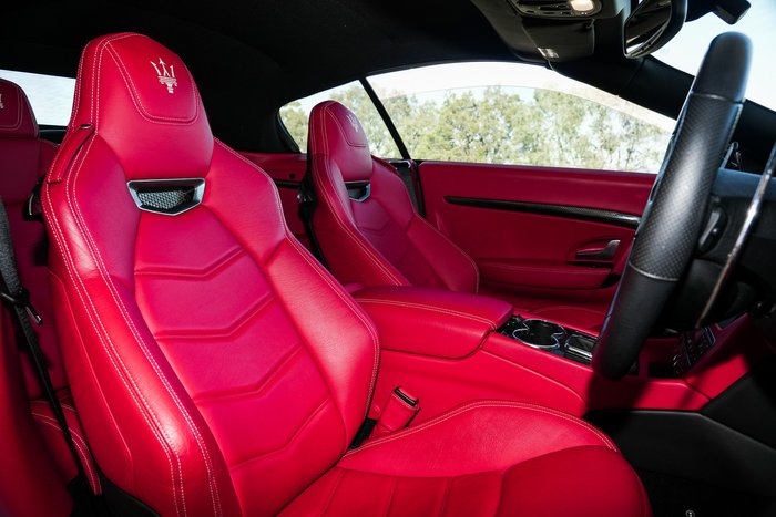 2015 Maserati GranCabrio Sport