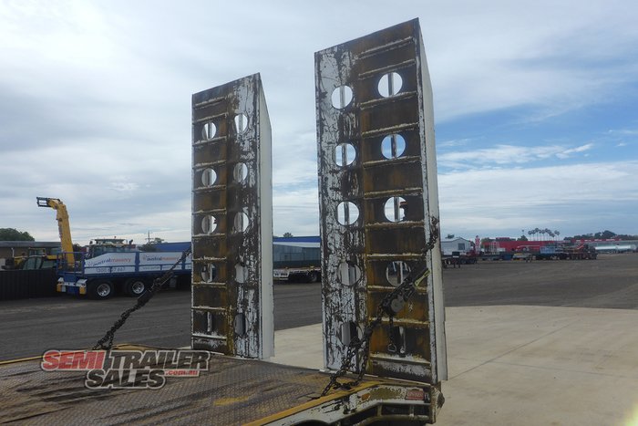 2009 Barker 45FT-70FT Dropdeck Extendable with Ramps