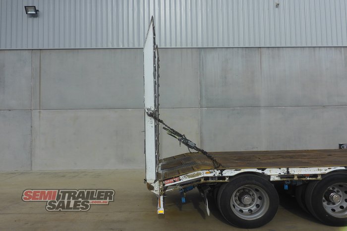 2009 Barker 45FT-70FT Dropdeck Extendable with Ramps