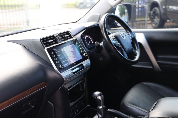 2021 Toyota Landcruiser Prado VX