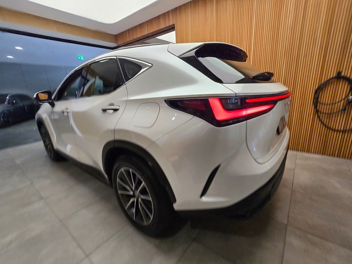 2024 Lexus NX350H Luxury AWD